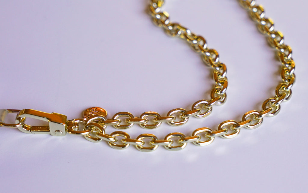 GiltGrip: The Golden Link to Connectivity